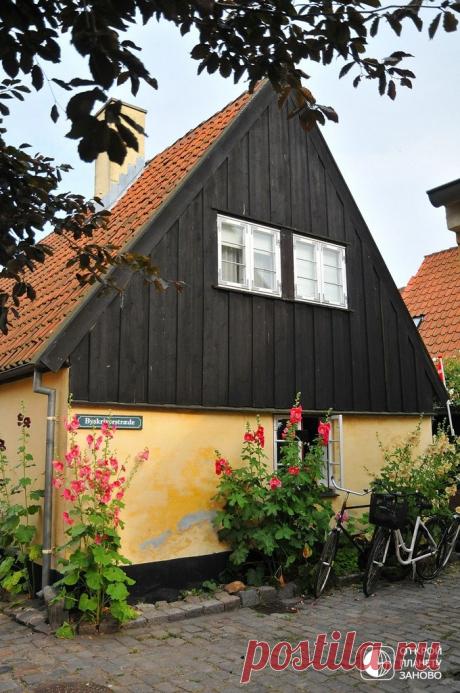 Симпатичная деревня с желтыми домиками - Драгёр - Путешествуем вместе