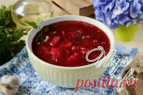 Горячий свекольник с мясом