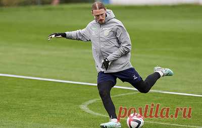 Сафонов пропустил тренировку сборной России по футболу. Голкипер ПСЖ прибудет в расположение команды позднее