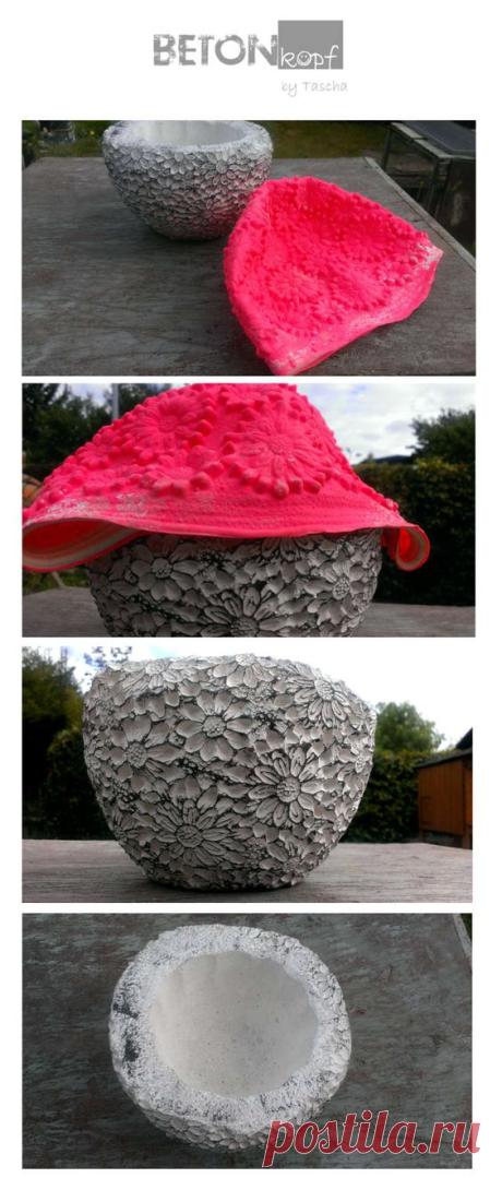 (300) concrete planter out of a bathing cap concrete crafts concrete diy gardening concrete objekts Pflanztopf aus Beton Weissbeton Blumentopf Pflanztopf…