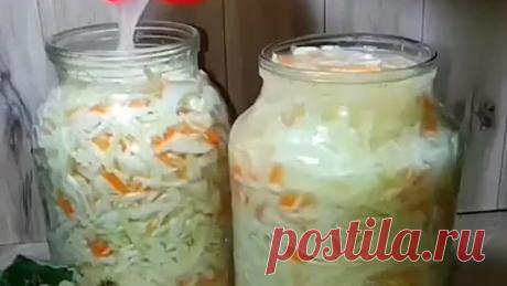 Быстрая маринованная капуста (ингредиенты в описании видео)