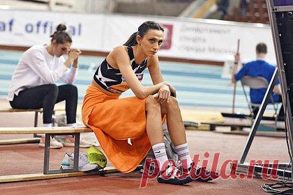 Ласицкене рассказала о финансовом положении после отстранения от турниров. Олимпийская чемпионка в прыжках в высоту Мария Ласицкене рассказала о финансовом положении после отстранения от международных турниров. Спортсменка заявила, что потеряла почти половину дохода. Она уточнила, что больше не получает деньги за контракт с экипировщиком, а также выплаты от Бриллиантовой лиги.