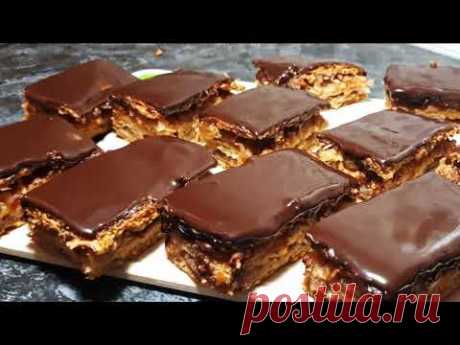 ЯБЛОЧНЫЙ ТОРТ - ПИРОГ НА КЕФИРЕ БЫСТРО ПРОСТО И ОЧЕНЬ ВКУСНО ПАЛЬЧИКИ ОБЛИЖЕШЬ  Этот рецепт мне когда-то дала подруга, а она, в свою очередь его подсмотрела на одном из кулинарных сайтов.
Торт получился просто замечательный!
Он очень вкусный, нежный, сочный и ароматный.
Этот рецепт обязательно вам понравится.