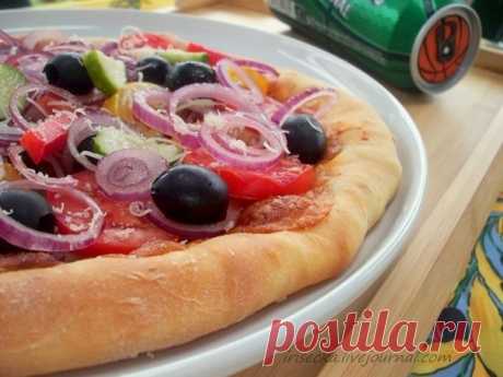 Как приготовить пицца-fresh с сырными краями - рецепт, ингредиенты и фотографии