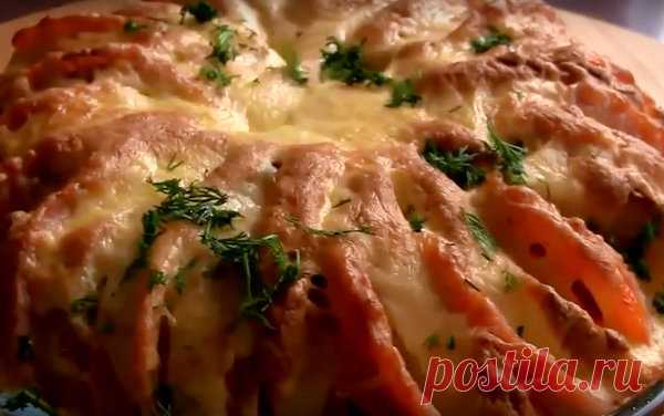 Вкусный пирог из батона. Всего 30 минут в духовке  




 

 


Приготовление:
Нарежем ветчину и помидоры тонкими кольцами.
Сыр натрем на терке.
Лучше купить нарезной батон, так будет проще.
От кусочков батона отрежем кончики. Мажем сливочным маслом.
…