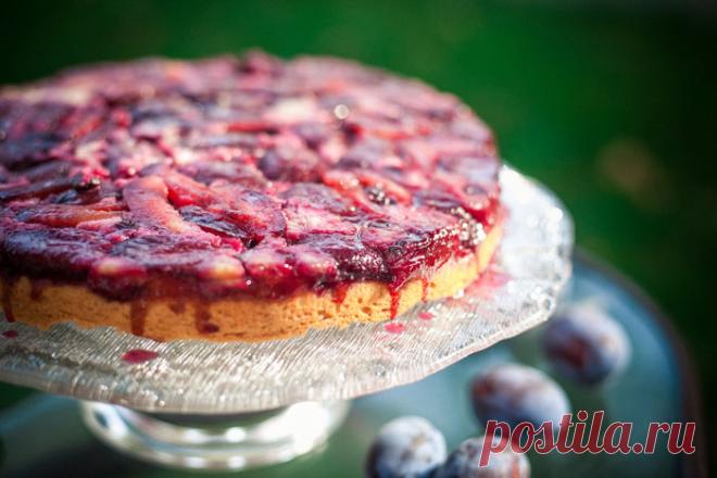 Пирог со сливами от Юлии Высоцкой: 3 варианта выпечки