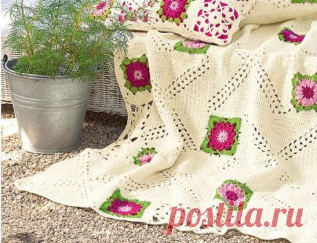 Комплект из квадратных мотивов крючком