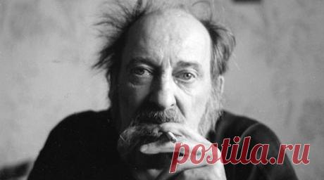 НЕМНОГО СВЕТА МОЕГО Алексей Решетов.Мы в детстве были много откровенней: —

Что у тебя на завтрак?

— Ничего. —

А у меня хлеб с маслом и вареньем.

Возьми немного хлеба моего...

Года прошли, и мы иными стали,

Теперь никто не спросит никого: —

Что у тебя на сердце? Уж не тьма ли?

Возьми немного света моего...