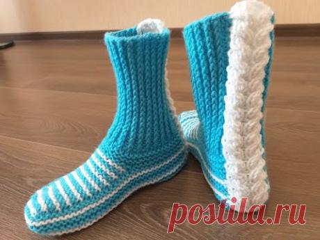 БЕЗ ШВОВ САПОЖКИ-НОСКИ НА 2 СПИЦАХ . Вяжем вместе.