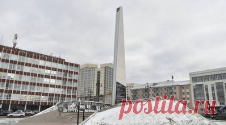 В Перми открыли стелу «Город трудовой доблести». Губернатор Пермского края Дмитрий Махонин открыл стелу в честь присвоения Перми звания «Город трудовой доблести». Читать далее