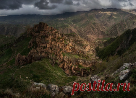 Заброшенный аул Гамсутль, Дагестан. Снимал Вячеслав Тимошенко: nat-geo.ru/community/user/186125