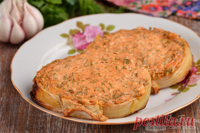 Капуста со сметаной и чесноком в духовке - Совет да Еда Люблю белокочанную капусту за ее вкусовые качества, отличное сочетание со многими продуктами и разнообразие способов ее приготовления. Капусту можно считать универсальным овощем, который подходит для приготовления первых и вторых блюдо, закусок, гарнира и начинок для выпечки. Гарнир из капусты готовлю по-разному на сковороде или в духовке. При этом капусту могу измельчить соломкой, квадратами или оставить […]