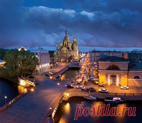 Saint Petersburg, Russia by Alex Darkside. Beautiful!  |  Pinterest