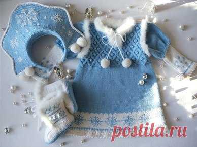 Новогодний костюм спицами.