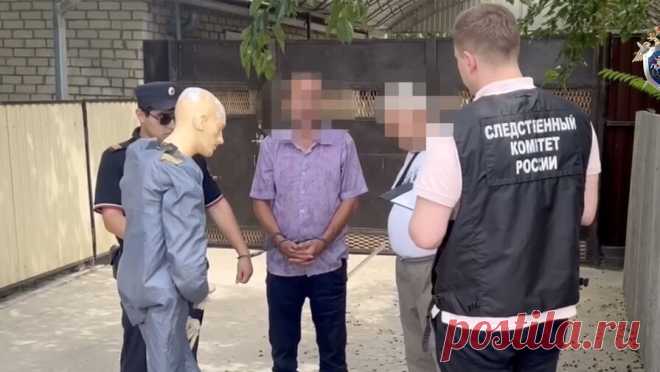 Пьяный россиянин напал на сына с ножом из-за того, что тот поздно пришел домой. В Нефтекумске суд рассмотрит дело мужчины, который напал на своего несовершеннолетнего сына. Об этом сообщает управление СК РФ по региону. По версии следствия, молодой человек вернулся домой в два часа ночи. Его встретил пьяный отец, ...