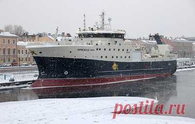 Траулер "Норвежское море" вышел на промысловые испытания в Петербурге. Судно отправится в Баренцево море