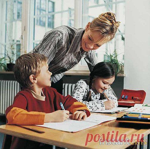 Для чего нужна педагогика для родителей

Я хочу пригласить Вас в мой клуб, здесь будут обсуждаться вопросы воспитания наших детей, может мой многолетний опыт работы с детьми поможет вам решить некоторые проблемы возникшие в вашей семье.