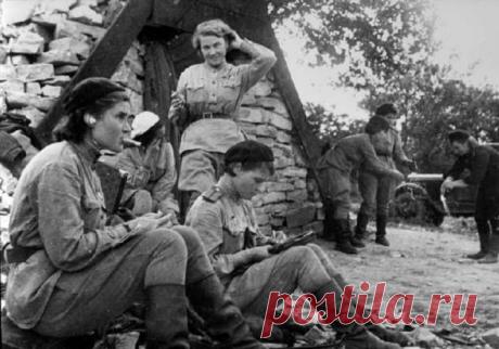 Почему нижнее бельё было самой ценной вещью у женщин на фронте . Тут забавно !!!