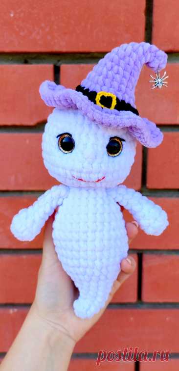 PDF Привидение крючком. FREE crochet pattern; Аmigurumi toy patterns. Амигуруми схемы и описания на русском. Вязаные игрушки и поделки своими руками #amimore - привидение из плюшевой пряжи, плюшевый призрак, хэллоуин, Каспер.