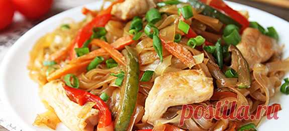 Рисовая лапша с курицей и овощами рецепт в домашних условиях с фото