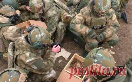 Балицкий сообщил о боевом слаживании сербских добровольцев в Запорожье. Врио губернатора Запорожской области объявил, что прибывшие из Сербии добровольцы приступили к выполнению задач в рамках боевого слаживания в батальоне им. Павла Судоплатова, сформированном в регионе в сентябре 2022 года