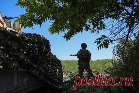 В украинских Измаиле и Рени произошли взрывы. В Измаиле и Рени в Одесской области произошли взрывы. Об этом сообщает «Страна.ua». Других подробностей на данный момент не приводится. Ранее ночью в Одесской области объявляли воздушную тревогу. Ранее сообщалось, что ВСУ за прошедшие сутки 47 раз обстреляли территорию ДНР.