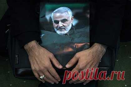 Иран оценил убийство Сулеймани в 50 миллиардов долларов. Генеральный суд в Тегеране оценил в 50 миллиардов долларов убийство бывшего командующего силами специального назначения «Аль-Кудс», входящих в элитное военное формирование Корпус стражей исламской революции Касема Сулеймани. В частности, к выплате были приговорены США и 41 физическое и юридическое лица.