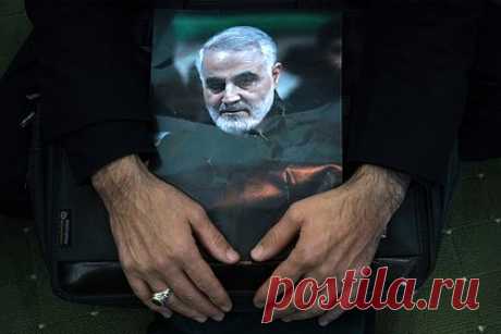 Иран оценил убийство Сулеймани в 50 миллиардов долларов. Генеральный суд в Тегеране оценил в 50 миллиардов долларов убийство бывшего командующего силами специального назначения «Аль-Кудс», входящих в элитное военное формирование Корпус стражей исламской революции Касема Сулеймани. В частности, к выплате были приговорены США и 41 физическое и юридическое лица.