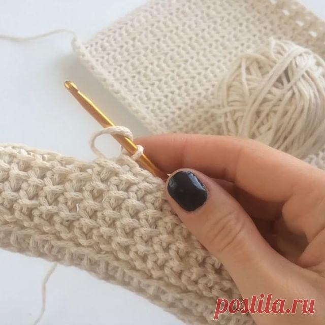 Узор по кругу 📣
#shoddi_video
.
Основные моменты:
>Любое количество петель
>Нить перед крючком ВСЕГДА!
>Вяжем столбиками без накида в раскол.
.
Понравился узор?