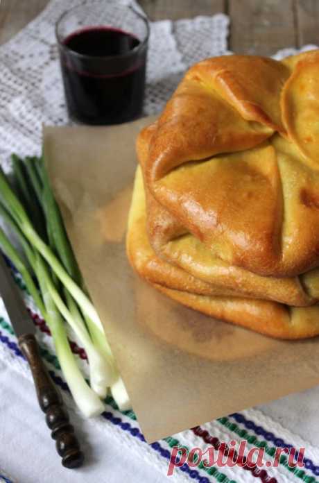 Plăcinte «poale-n brîu» - плацинды «поале-н брыу». - Foodclub — кулинарные рецепты с пошаговыми фотографиями