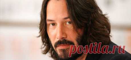 История о том, как Киану Ривз купил мороженное, чтобы дать парню автограф
Киану Ривз уже давно известен не только как талантливый актер, но и просто большой души человек. Просто стоит ввести его имя в поисковик, и вы найдете множество трогательных историй о нем. Вот как недавно самолет с Киану экстренно приземлился и актер поехал автобусом вместе со всеми пассажирами. Теперь всплыла новая история. Один пользователь интернета вспомнил […]
Читай пост далее на сайте. Жми ⏫ссылку выше