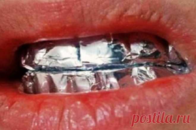 Она покрыла зубы пищевой фольгой и подождала час. Результат впечатляет! 





Если вы думаете, что пищевая фольга может пригодиться только на кухне — вы ошибаетесь.
Вот список 14 вариантов использования фольги, о которых вы даже не догадывались.
1. Отпугивание птиц
Подвес…
