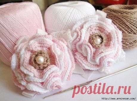 В копилку: винтажный цветок крючком.