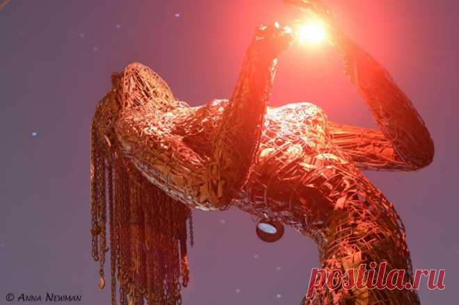 Скульптуры из металлолома
10 лучших арт-проектов 2014 года