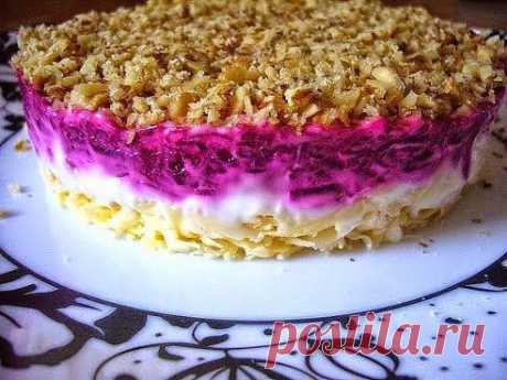 САЛАТ СЫР ПОД ШУБКОЙ.Безумно вкуснo!! !Легко и просто приготовьте изумительное блюдо.. !! Более подробно о рецепте можете узнать по ссылке └─►  https://ok.ru/culinariaa/topic/62714151089506
Рекомендуем посмотреть!!! Приятного аппетитa

Дорогие кулинары! Чтобы не потерять рецепт, жмите &quot;Класс!&quot;, а потом &quot;поделиться&quot;. Рецепт будет на вашей стене В Одноклассники. Всё ОК!