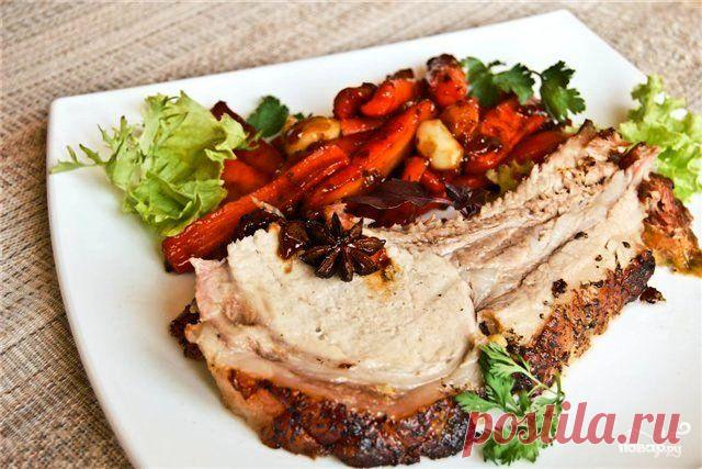 Свиная корейка на кости с морковью - пошаговый кулинарный рецепт на Повар.ру