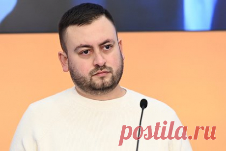 Захарова заявила о последствиях для Запада за арест сотрудника «Sputnik Литва». Официальный представитель МИД России Мария Захарова пообещала последствия для стран Запада за арест в Латвии шеф-редактора «Sputnik Литва» Марата Касема. Ситуация с задержанием журналиста, по ее словам, должна стать символом «тотального беспредела, который сейчас творится на территории стран коллективного Запада».