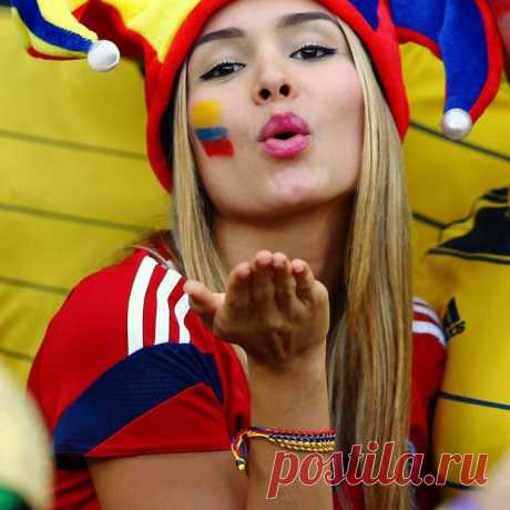 ЧМ по футболу 2018: самые знойные болельщицы из разных концов света