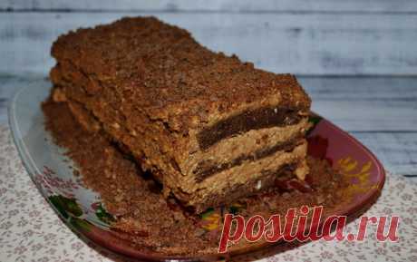Торт «Сгущенное молоко» Вкусный торт "Сгущенное молоко", приготовленный в домашних условиях, станет настоящей находкой и сокровищем для всех, кто хочет похудеть, но не может отказаться от сладкой выпечки. Такой торт можно сделать всем, кто придерживается правильного или диетического питания. Но подавать его лучше в первой половине дня.