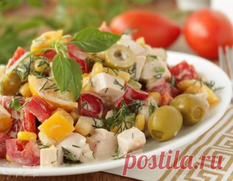 Хрустящий овощной салат с копченой куриной грудкой | Официальный сайт кулинарных рецептов Юлии Высоцкой