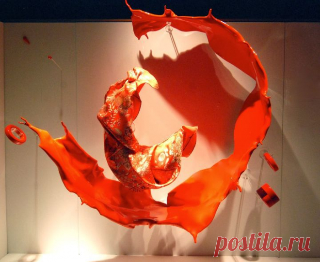 D1 Design & Creative приколол(а) это к доске Window Display Inspirati…