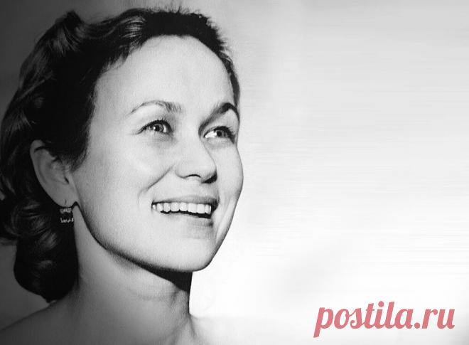 Майя Булгакова, 19 мая, 1932
 • 7 октября 1994