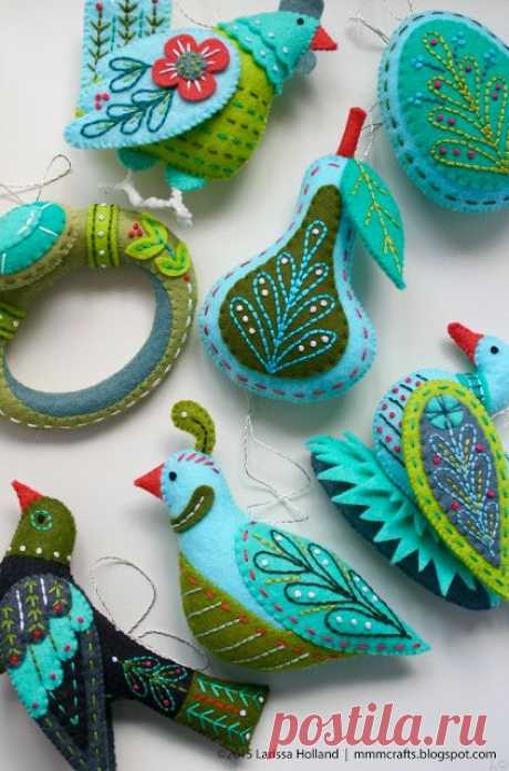 finished ornaments and a new Twelve Days resource page on the blog mmmcrafts  |  coordinating colors for Twelve Days ornaments