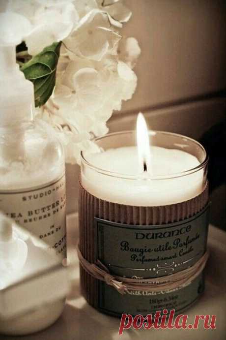 Чтобы сделать жизнь счастливой, нужно любить повседневные мелочи.
Рюноскэ Акутагава