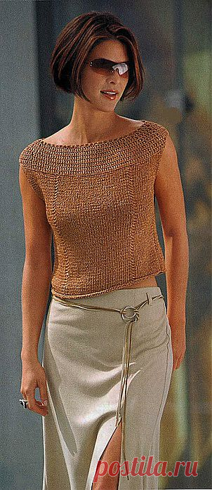 Топ с круглой кокеткой.