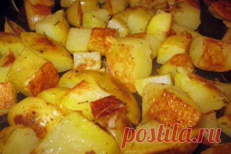 Картошка, запеченная в духовке + 209 рецептов блюд из картофеля