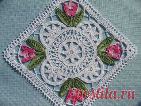 Tulpanduk by Anna-Lisa Safstroms (Denmark) 25*25cm Hook 1.00 Seam Anna 16 (Анна 16) #1233,#1472 VITA cotton PELICAN (330m/50g) #3951 big 03/03/2011 fin 29/05/2011 pic 014