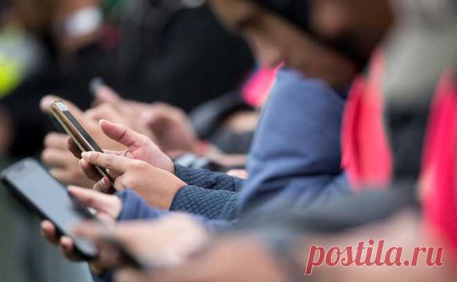 Дуров рассказал о запуске бизнес-аккаунтов в Telegram. Пользователи Telegram смогут создавать бизнес-аккаунты, на которых будут доступны местоположение и график работы, автоматические сообщения и шаблоны ответов. Новые функции изменят работу чат-ботов для коммуникации с клиентами