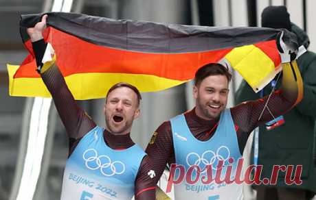 Германские саночники Вендль и Арльт стали олимпийскими чемпионами в двойках. Второе место заняли их соотечественники Тони Эггерт и Саша Бенеккен, третье - австрийцы Томас Штеу и Лоренц Коллер