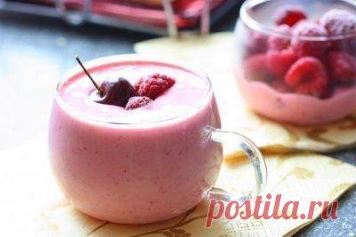 "Вечерний" яблочный коктейль с кефиром